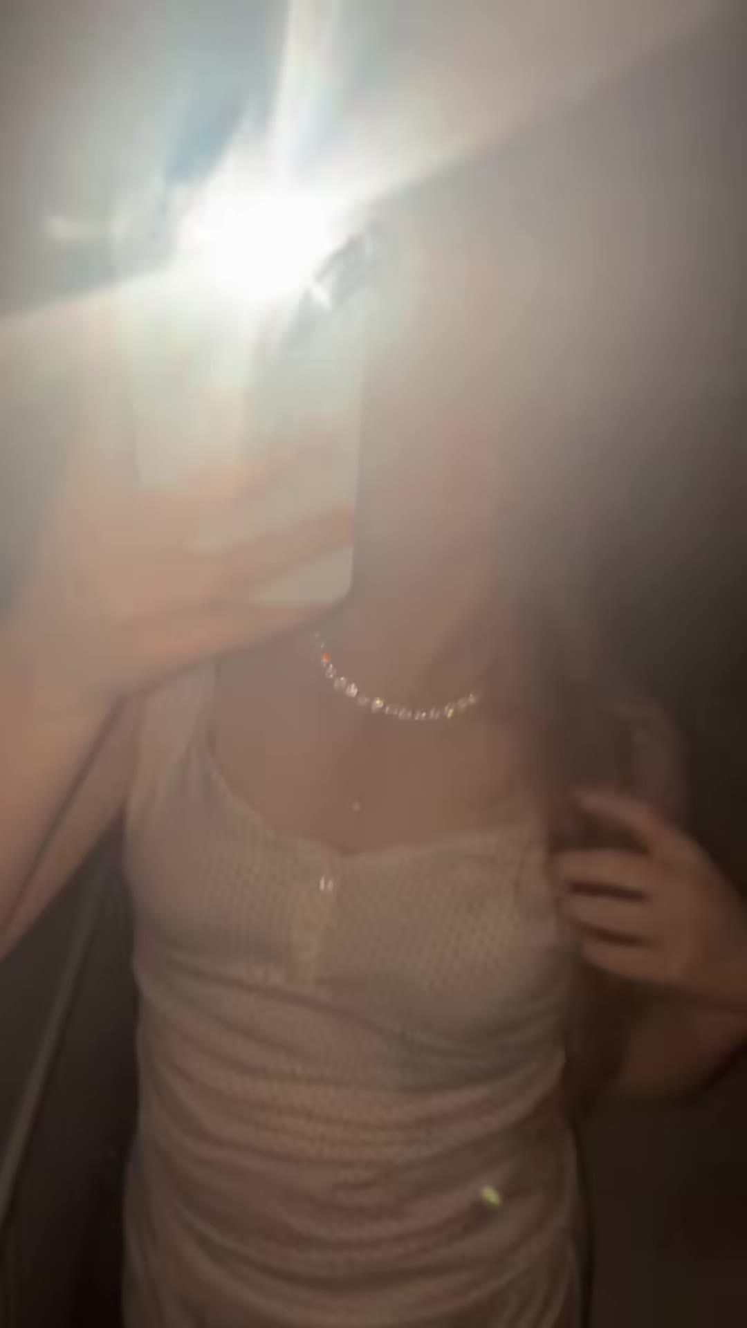 @holliedavies13