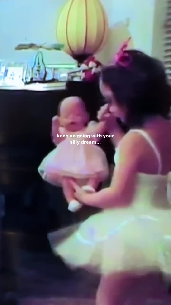@valentinelaufey (fan account)