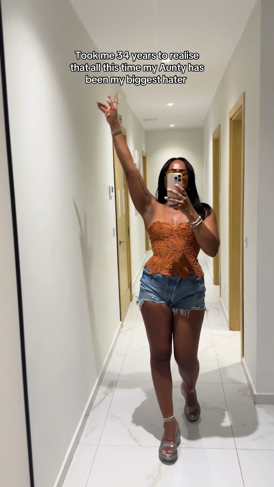 @zardine_