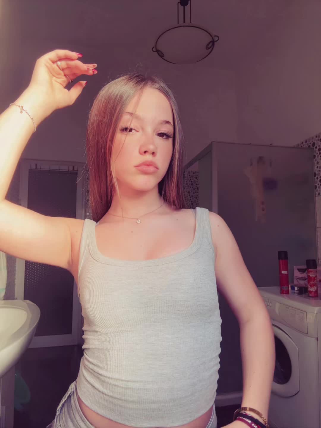 @𝐄𝐦𝐢💋🇦🇱