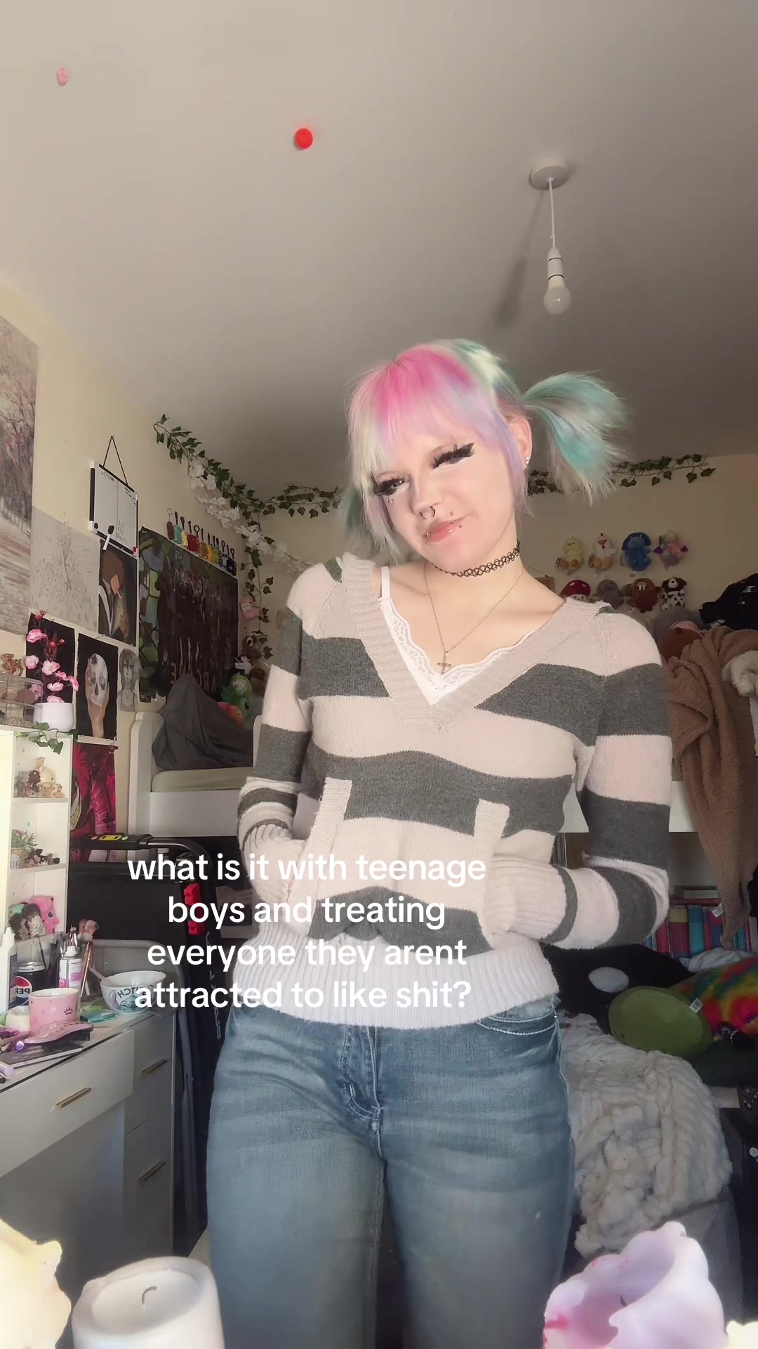 @✩