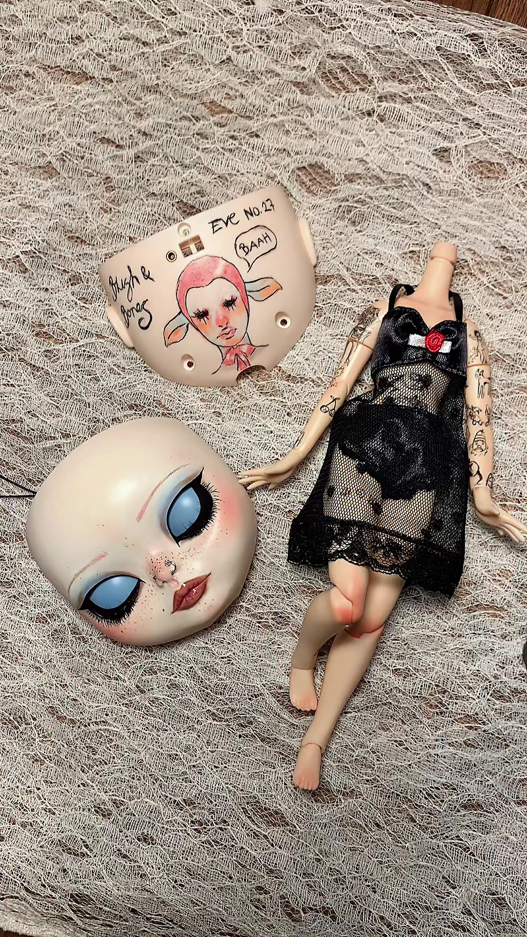 @Blush&BonesBlythe
