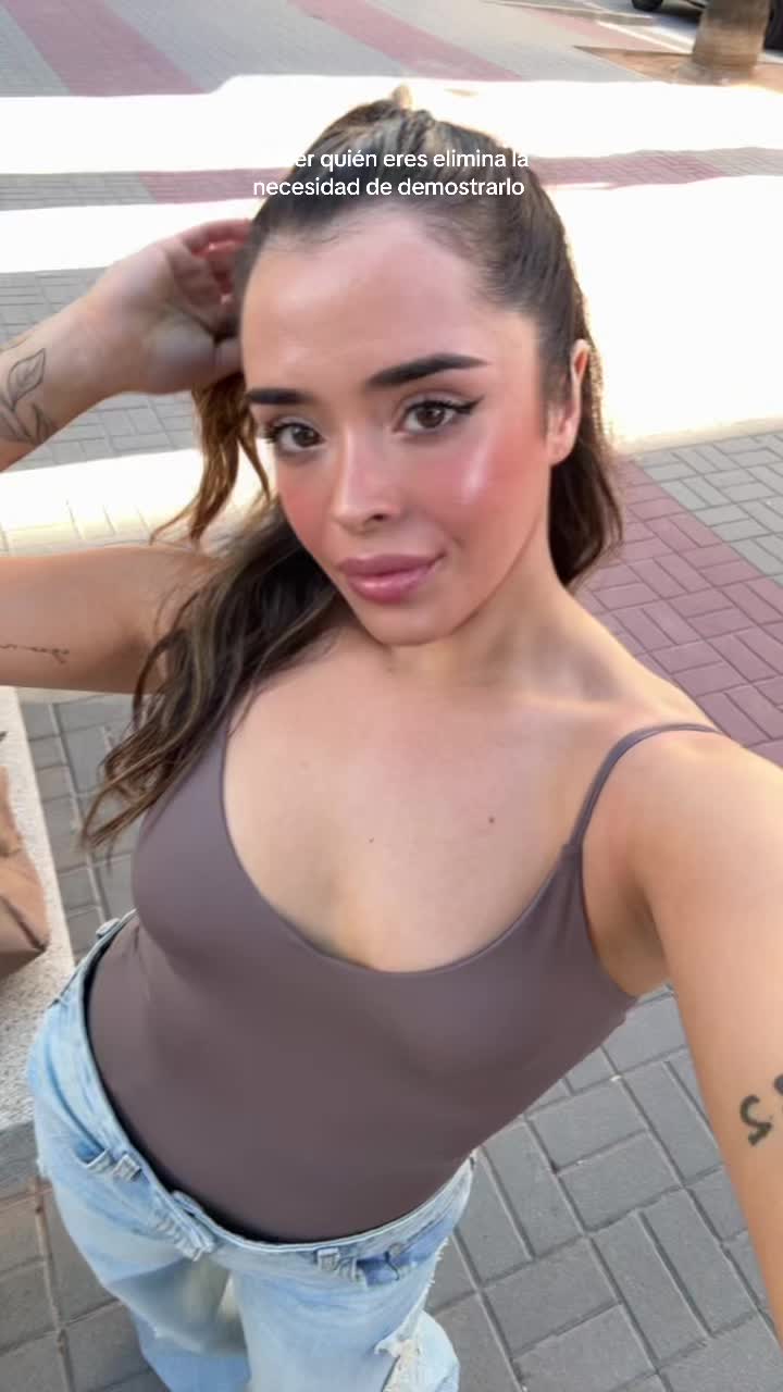 @sofihiltoon