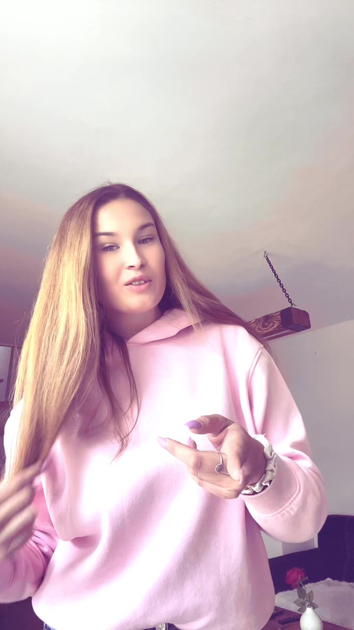 @Deniska😍