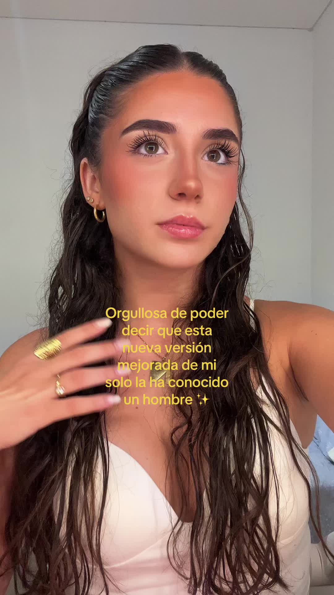 @NAIARA SALVADOR 🌸