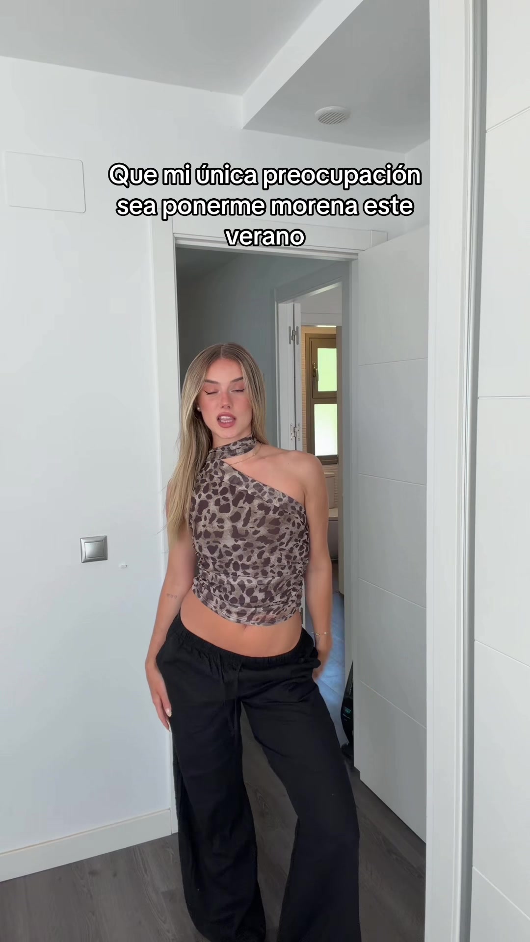 @LIA SIKORA