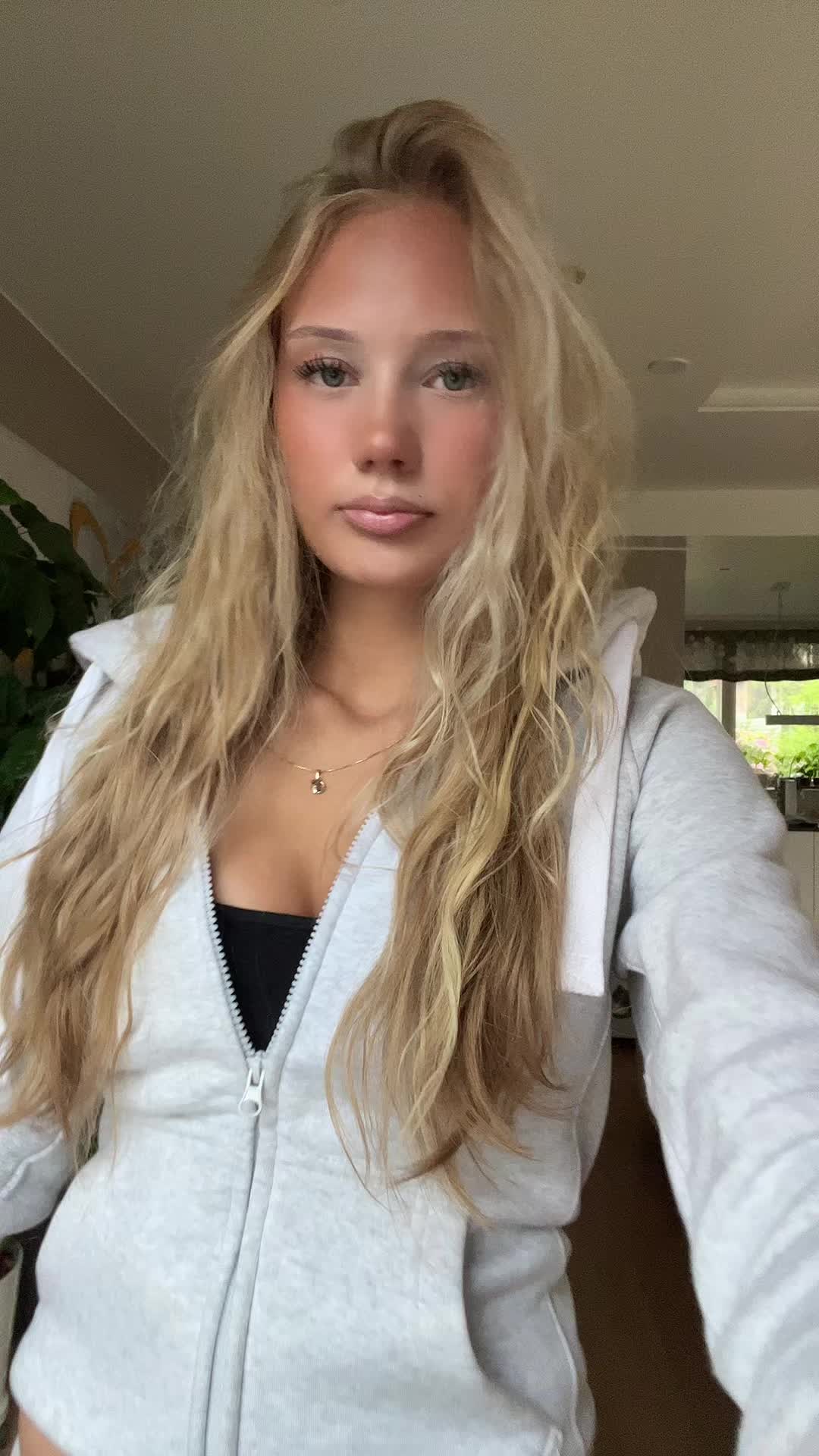 @ELLEN🦄