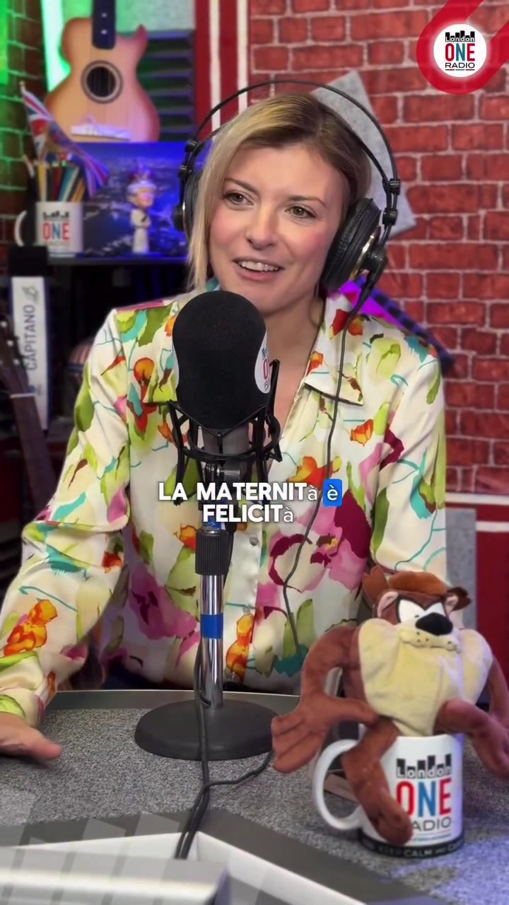 @Ilariafratoniofficial
