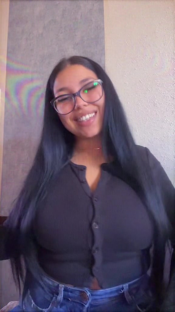 @ROXANAA🧸