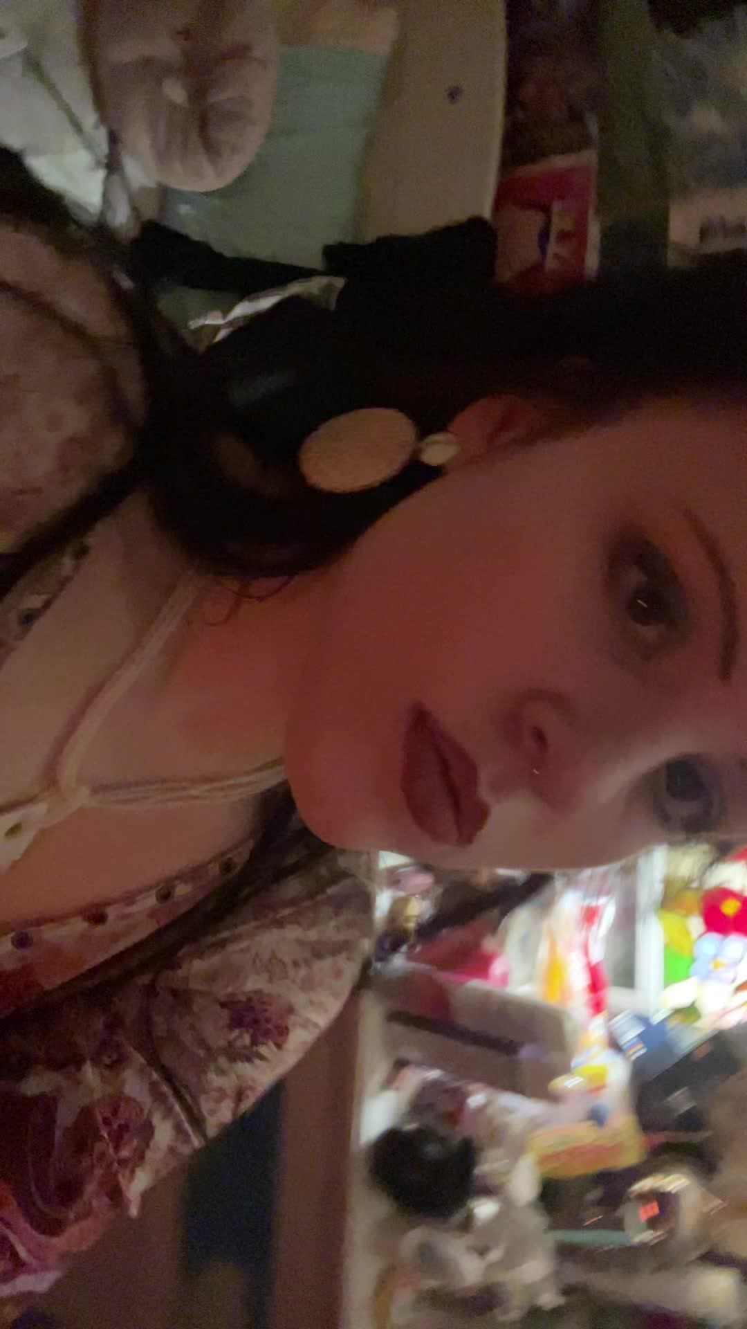 @lydia 𖡼.𖤣𖥧𖡼.𖤣𖥧