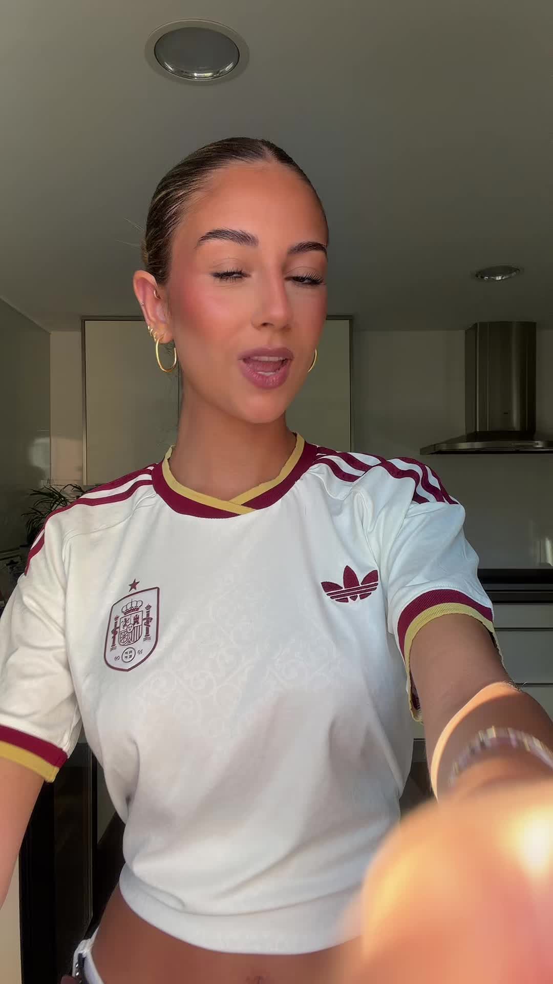 @Isa