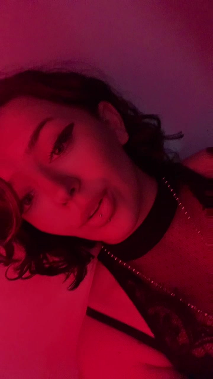 @Dee