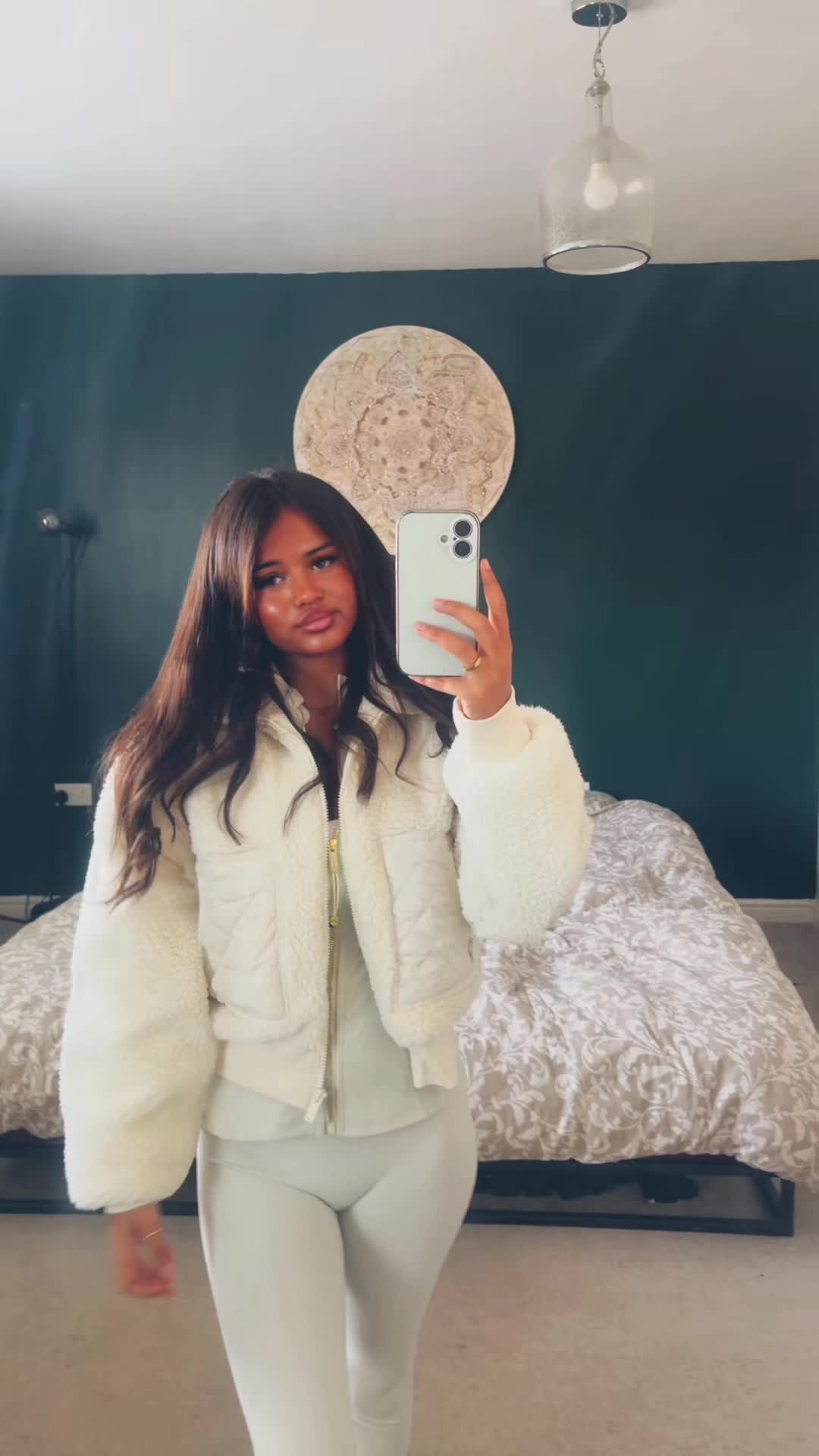 @𝓗 ♡
