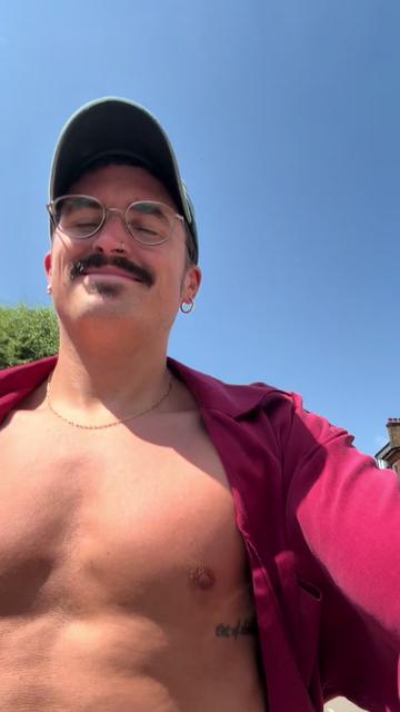 @tom_aspaul
