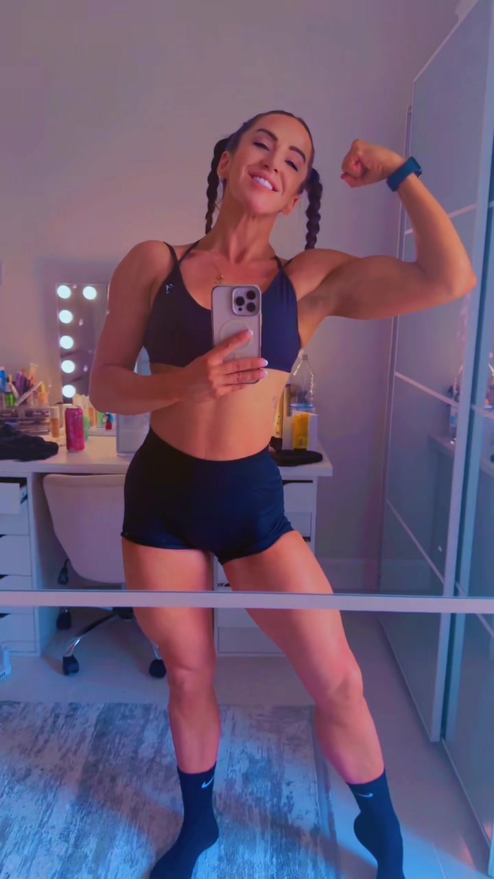 @kellymarie.