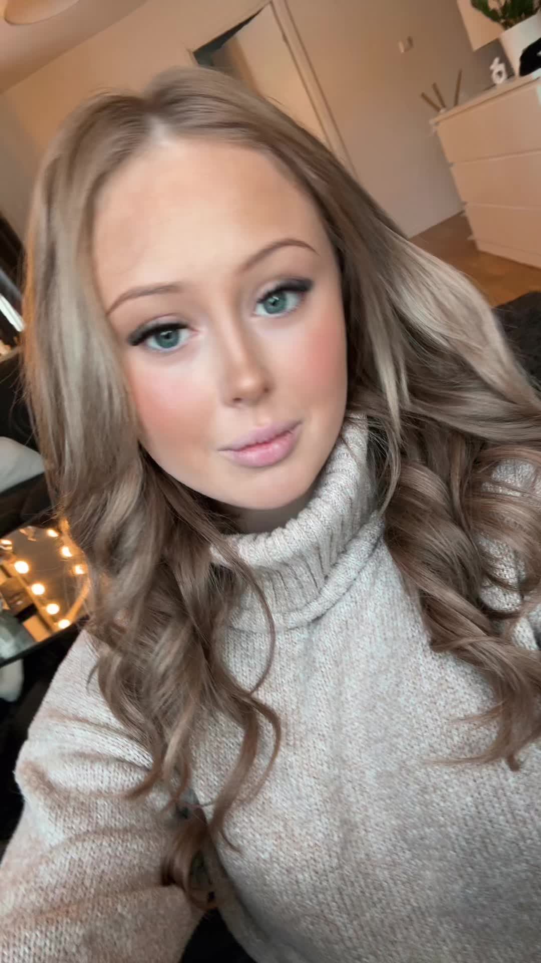 @𝓣𝓾𝓿𝓪 𝓖𝓻𝓪𝓯𝓼𝓽𝓻𝓸̈𝓶