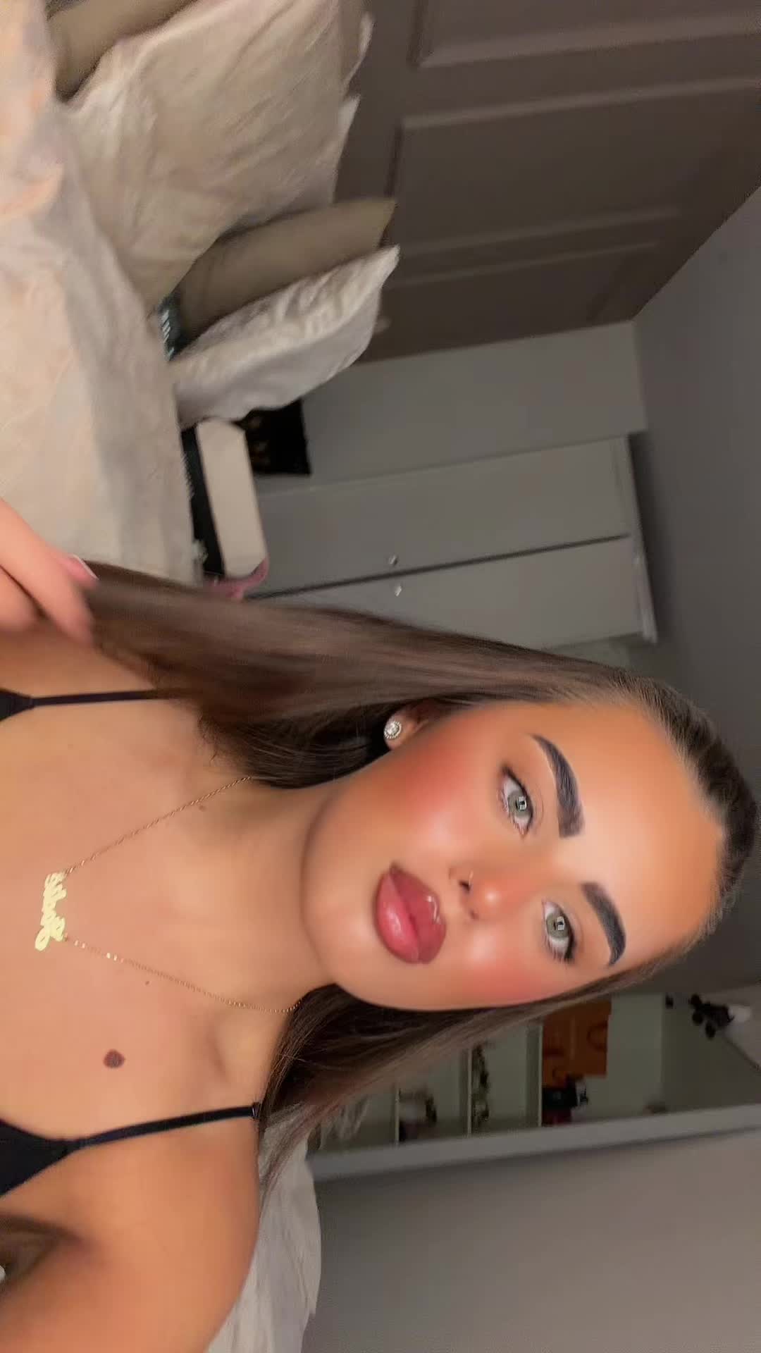 @jodiedunnehughes