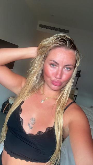 @Lucy Anna🌶️