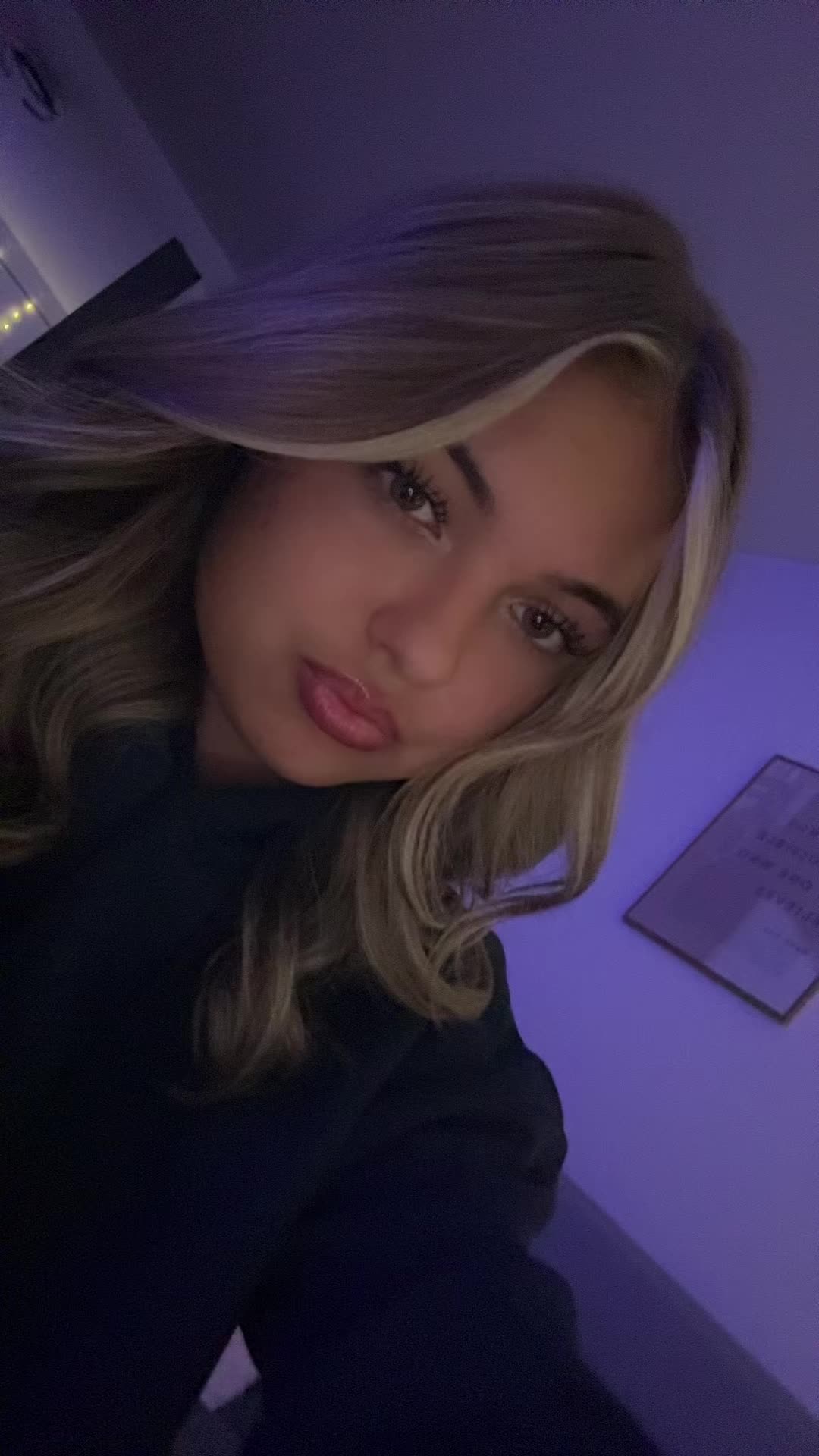 @𝐶𝑎𝑡ℎ𝑙𝑦𝑛