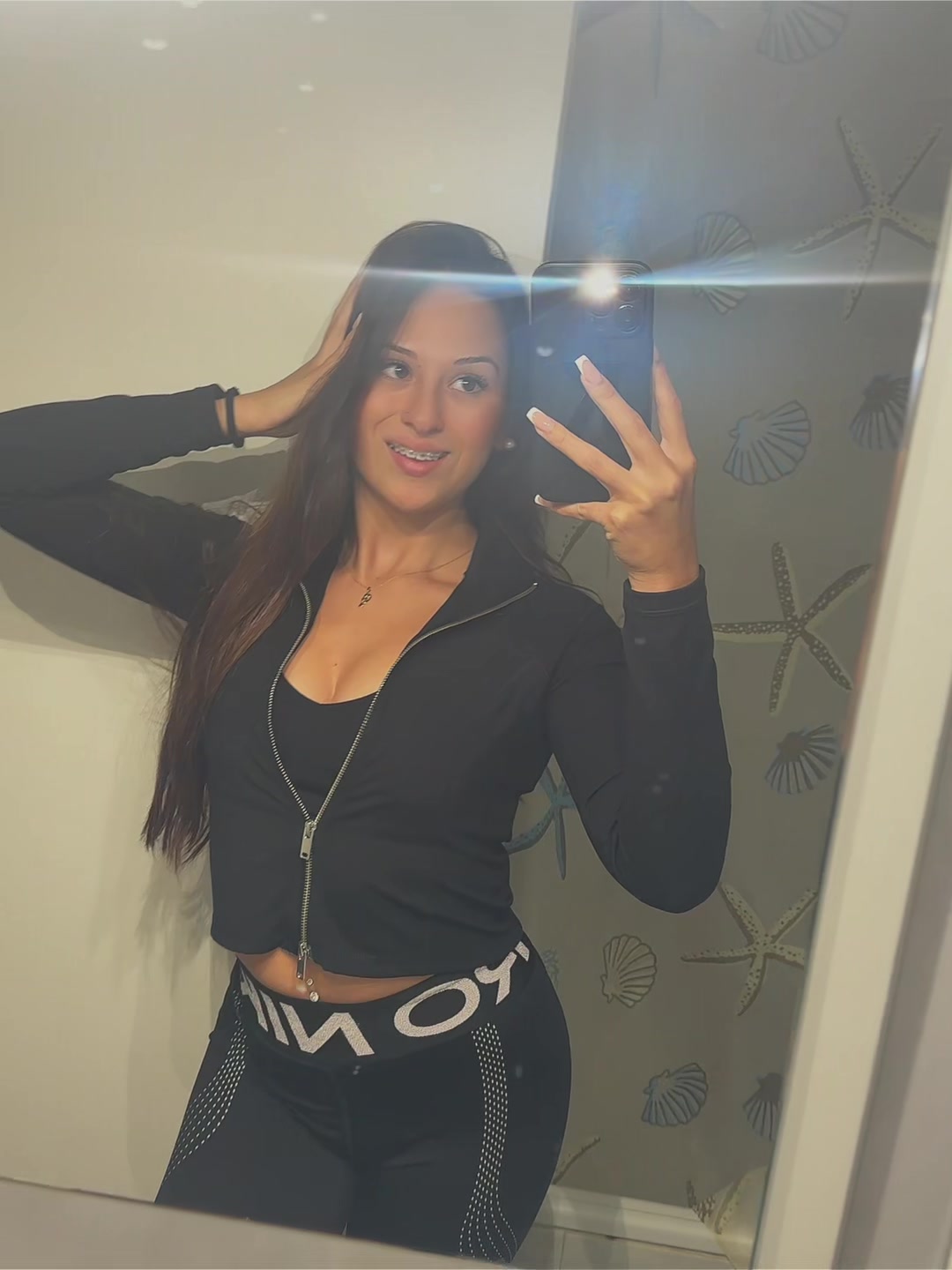 @paulaflorees_