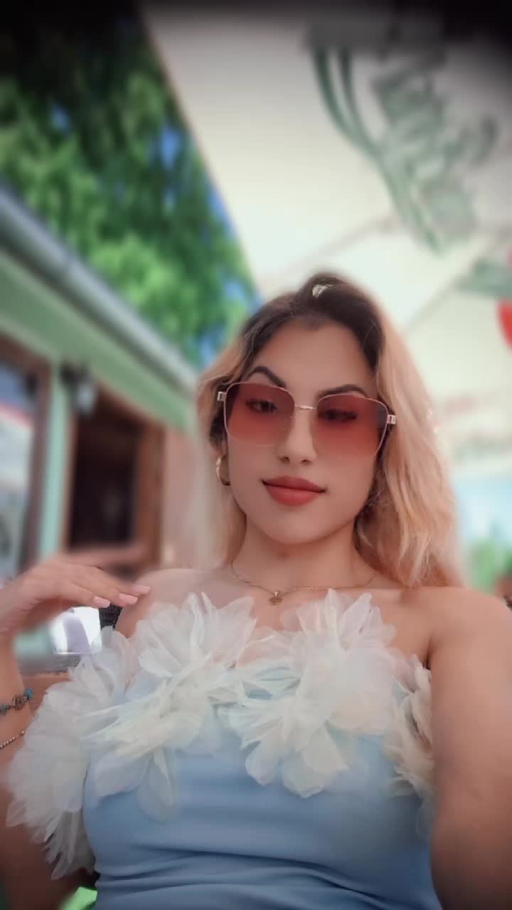 @𝓓𝓮𝓷𝔂🎀