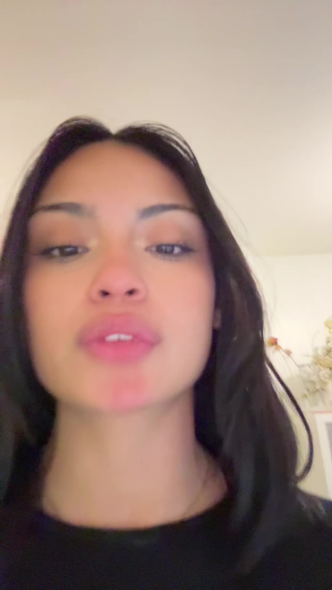 @Nicole