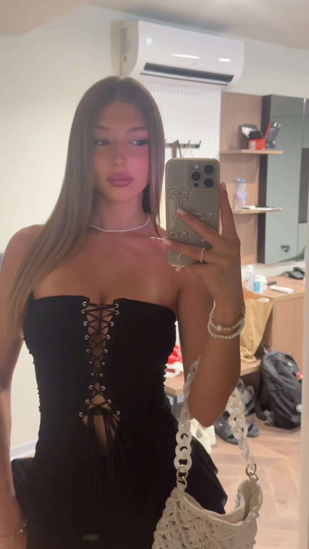 @mariana.