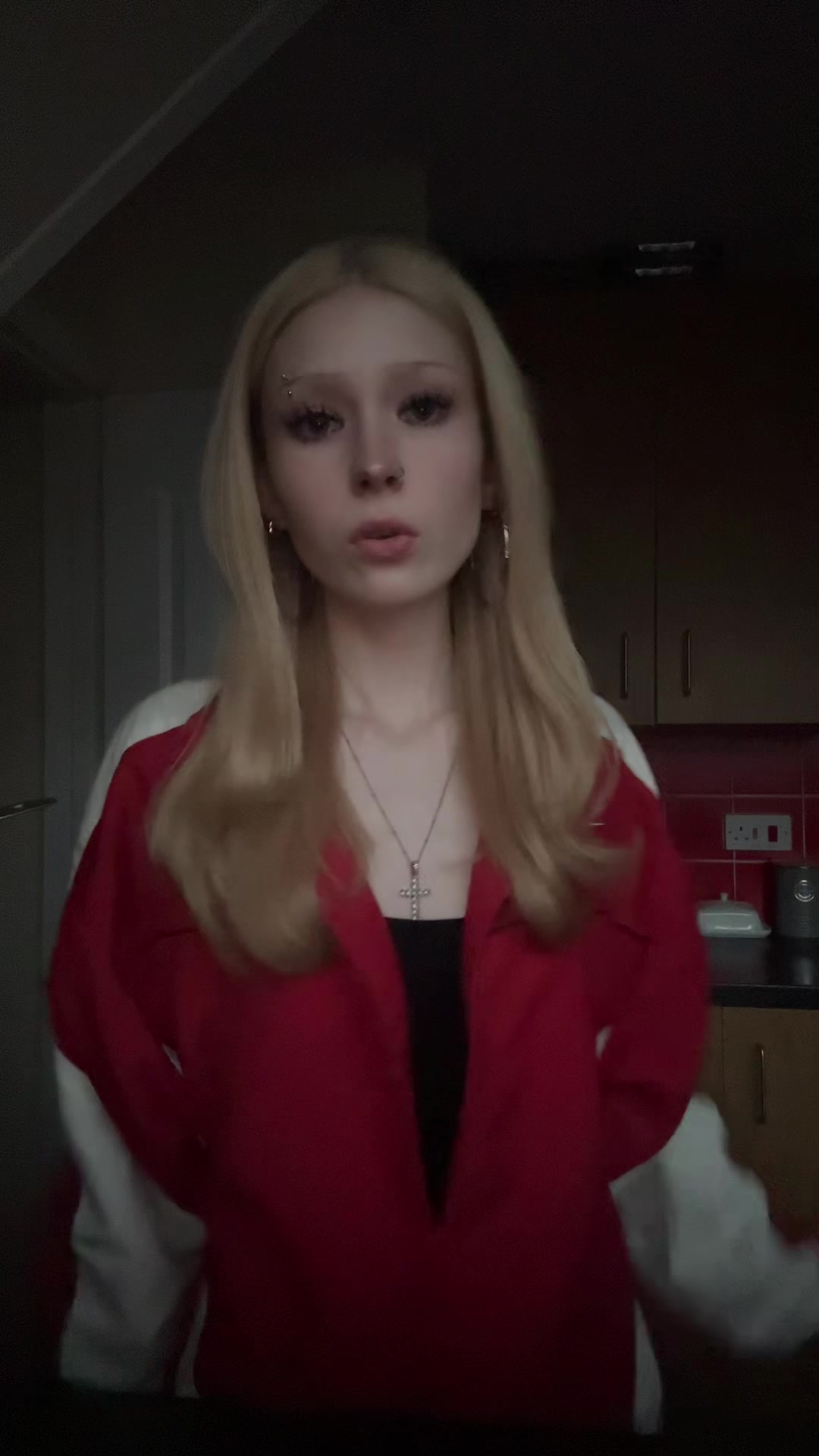 @✮