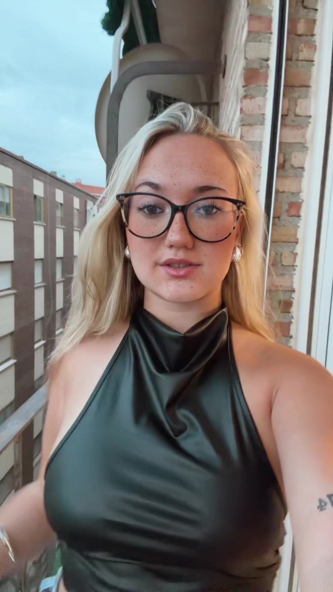 @carliita