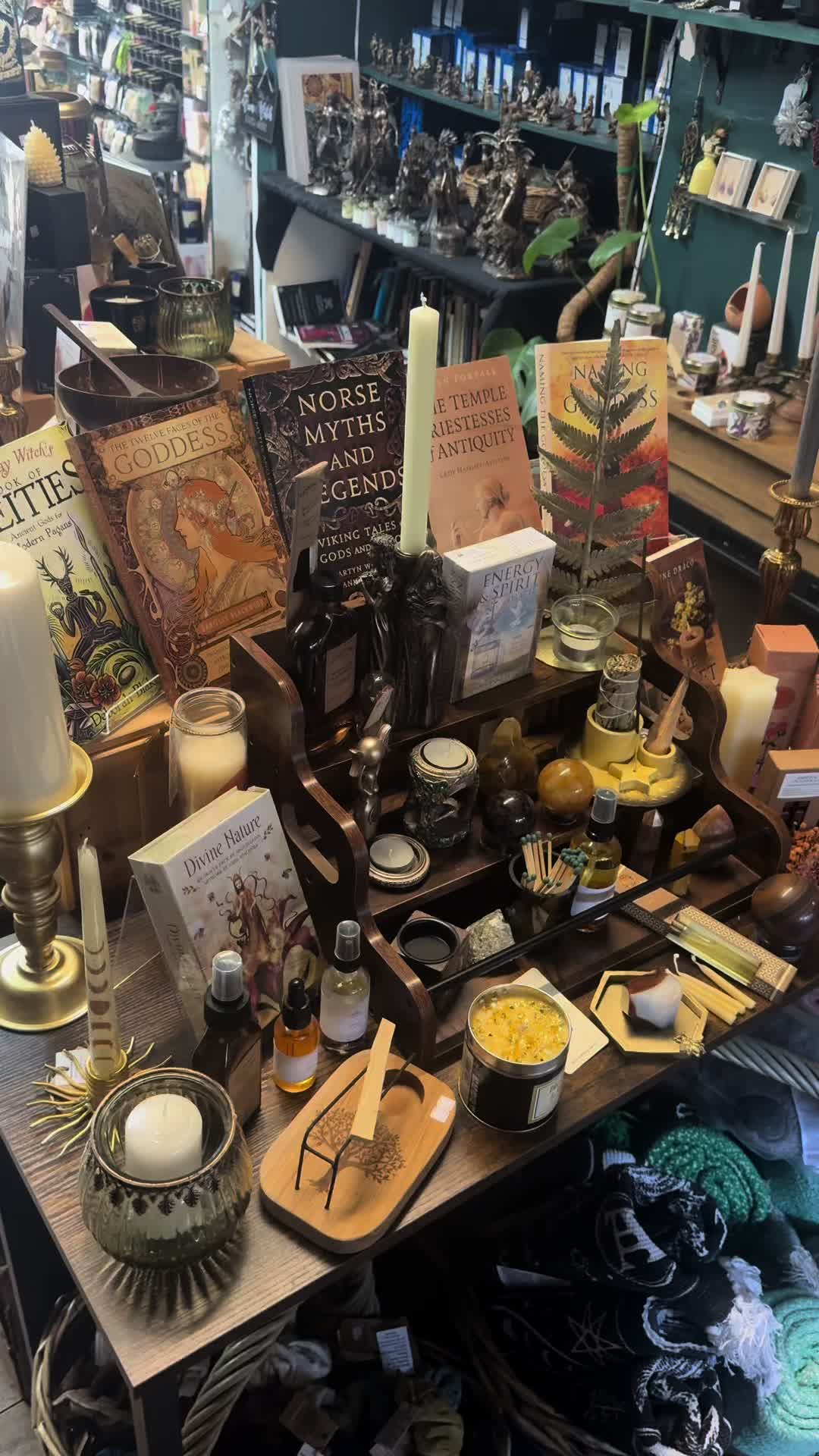 @Lunar Coven Cove