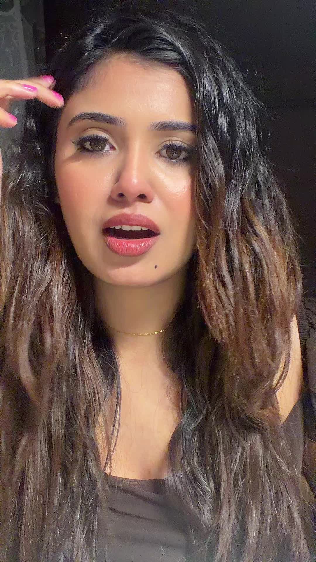 @Thusika