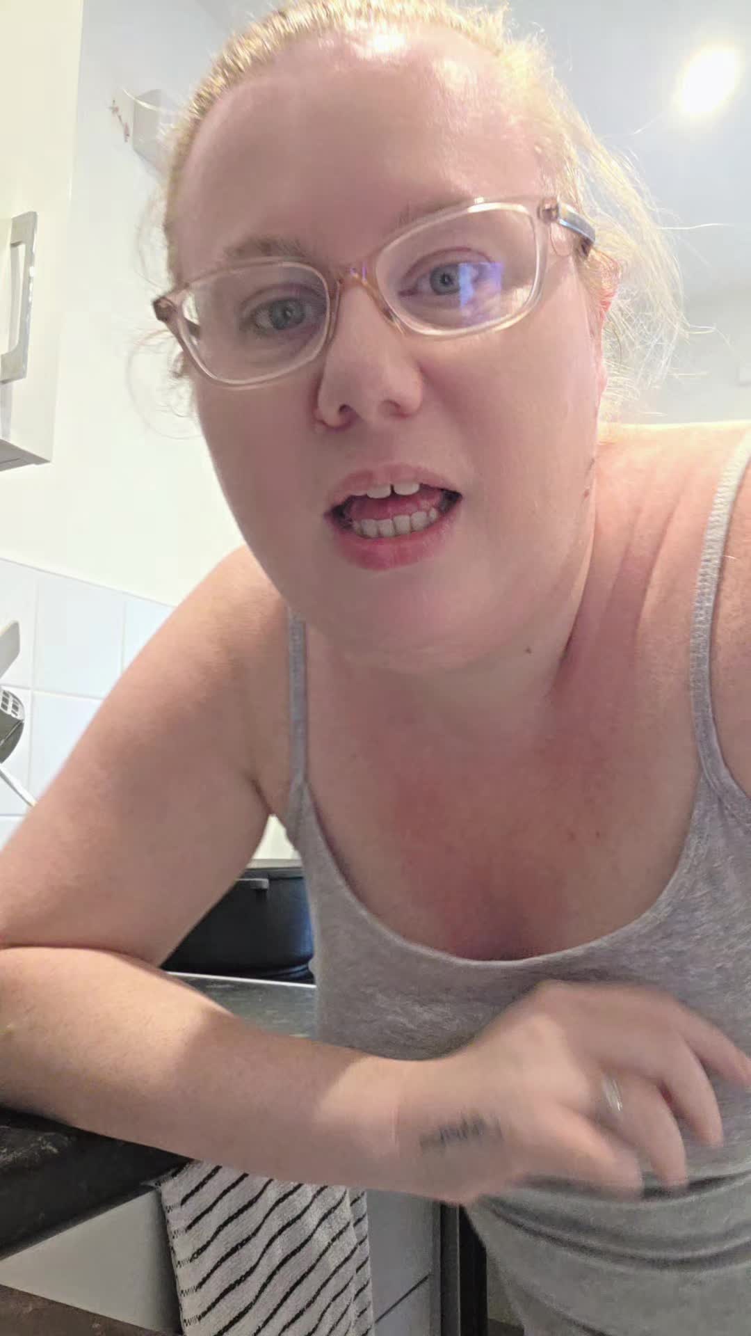 @MarriedWithMeltdowns