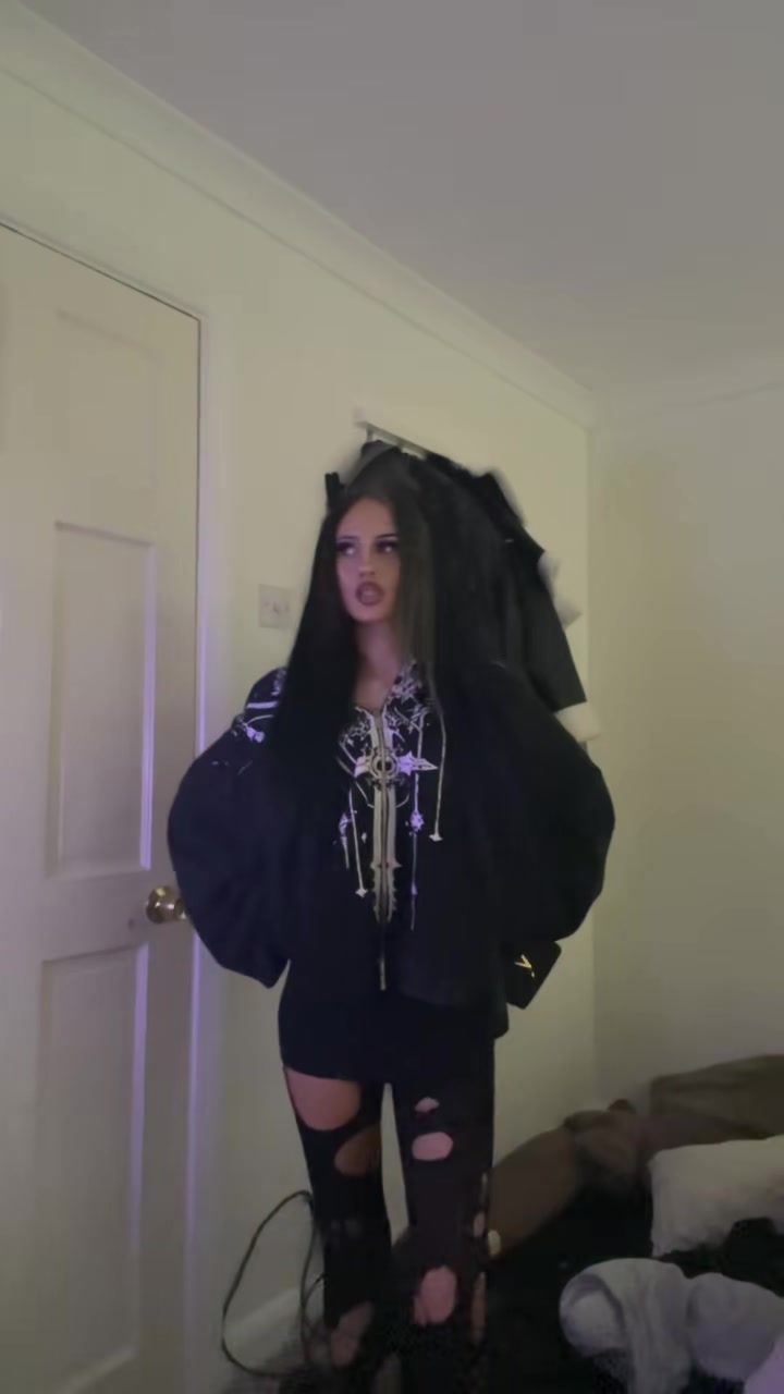 @tilly.laurax