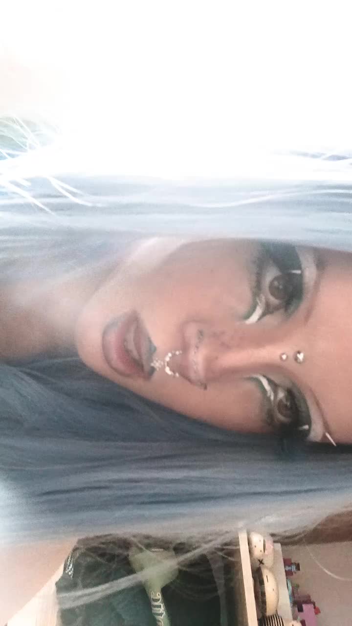 @ash :3