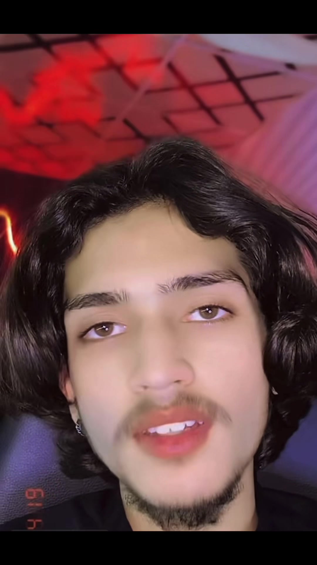 @Dil udas he