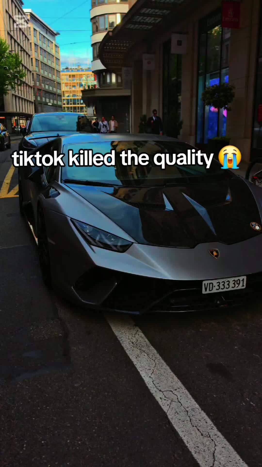 @E.🎭