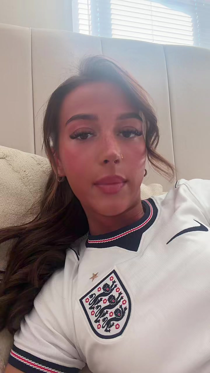 @lily-mai