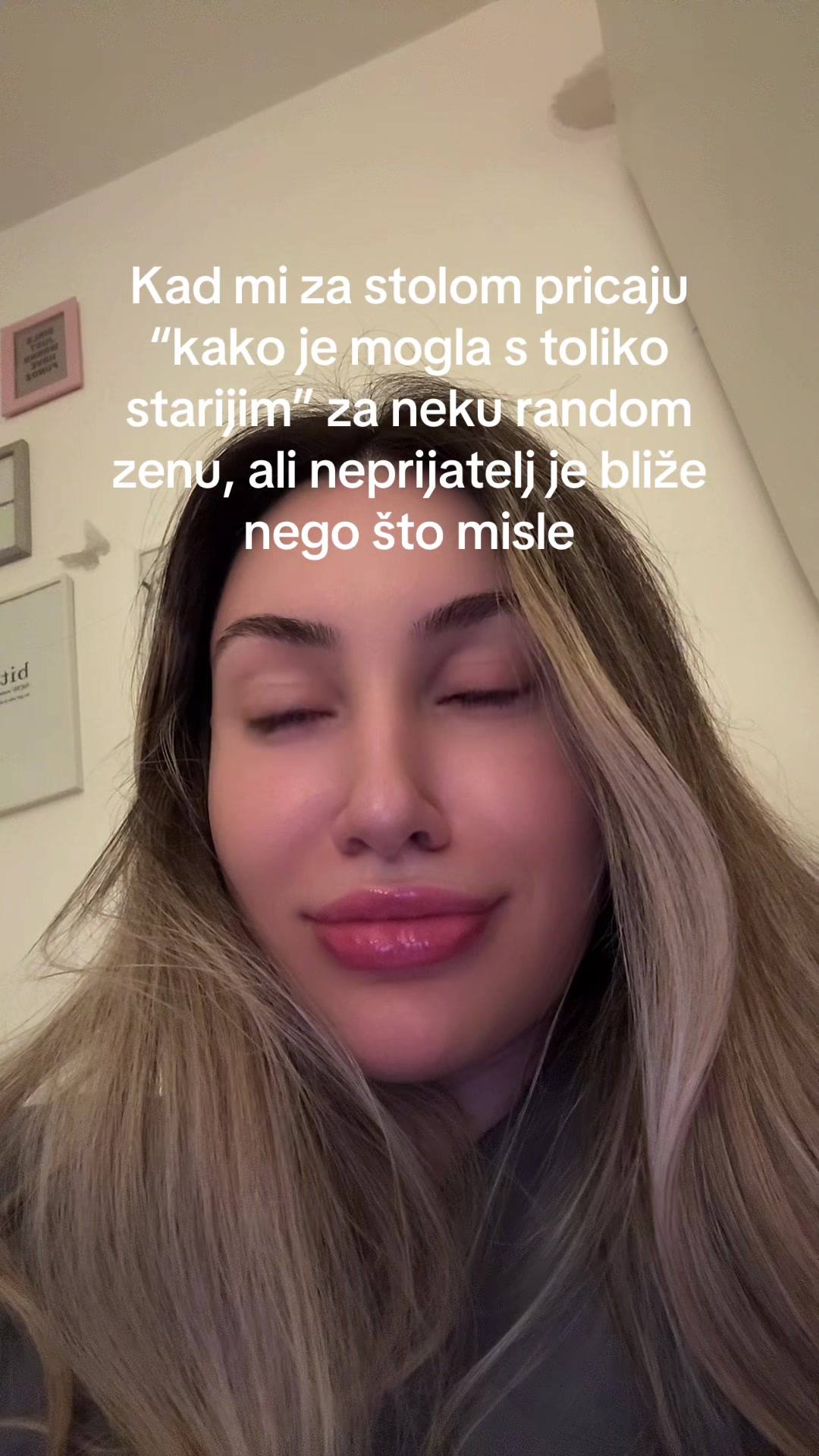 @simonasiiii