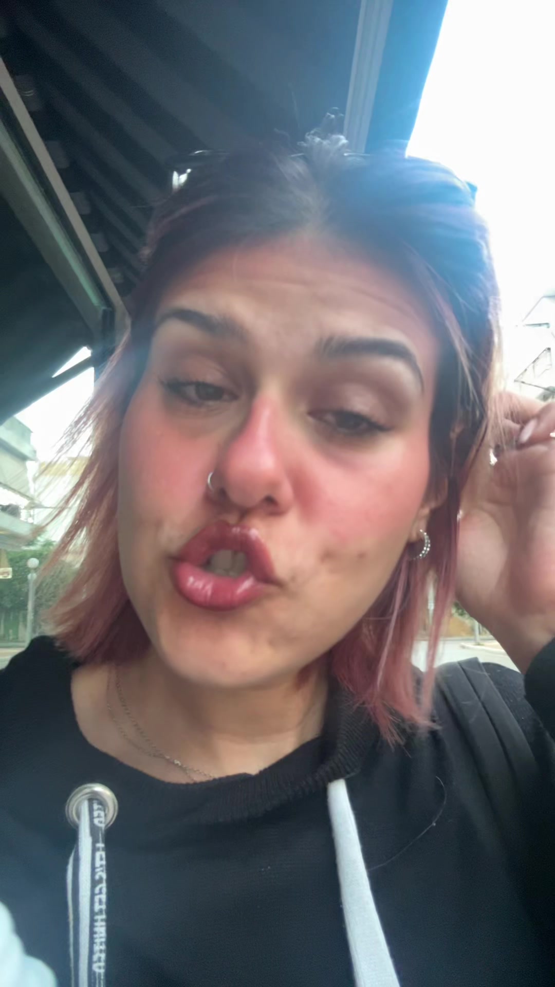 @vasia_psarrou