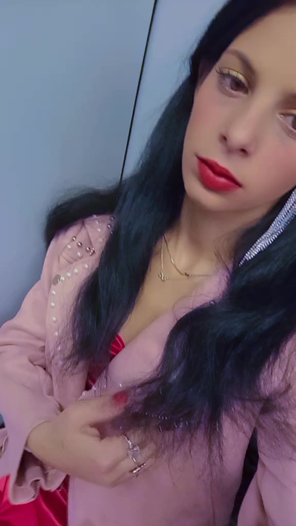 @Mari Bèla