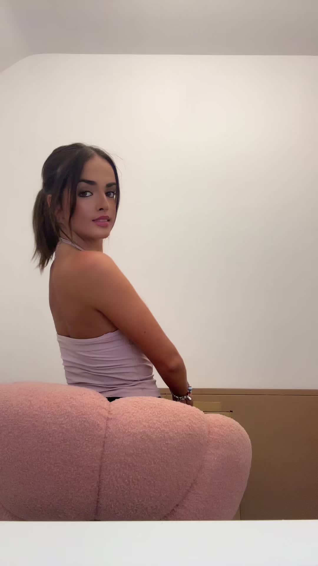 @BETHANY &bull; MEGAN 🍒🤍
