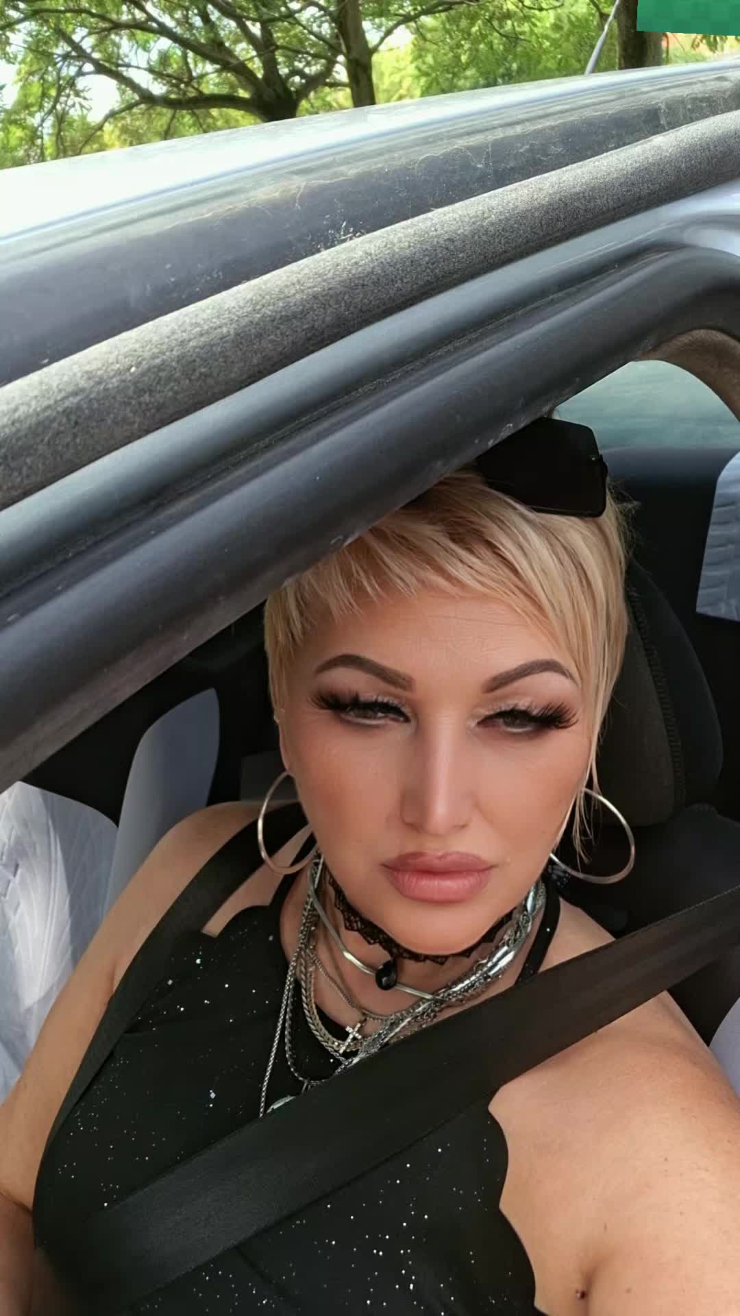 @𝒜𝓃𝒹𝒾𝓀𝒶