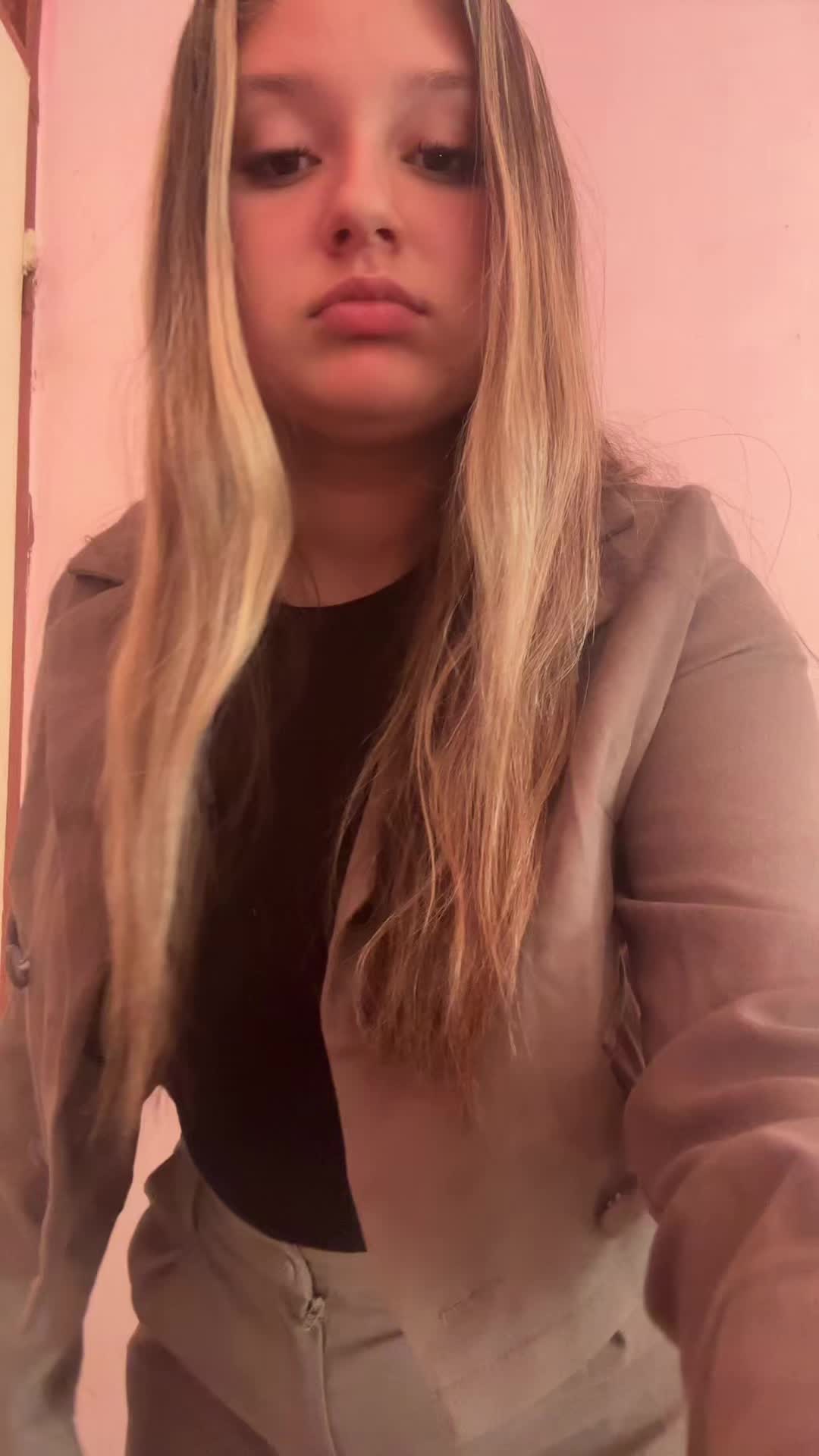 @Remeș🤍🐞