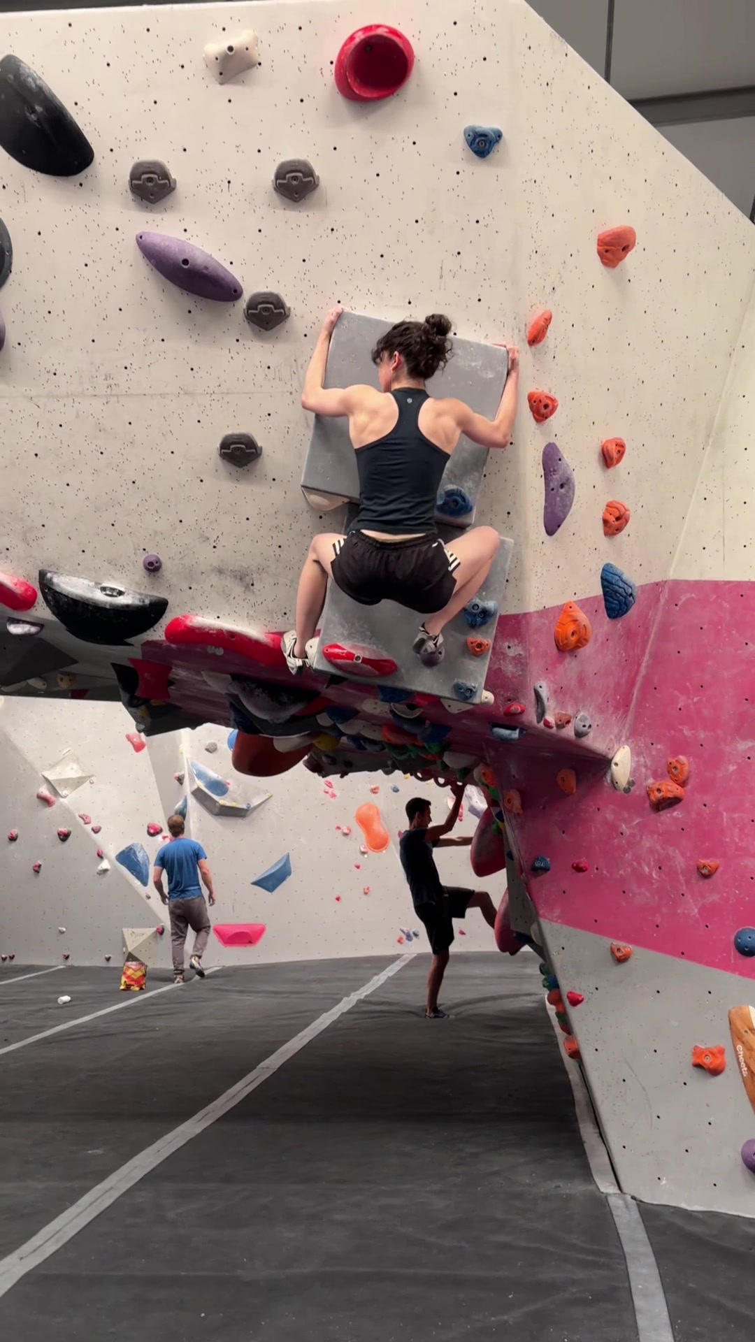@serenclimbs