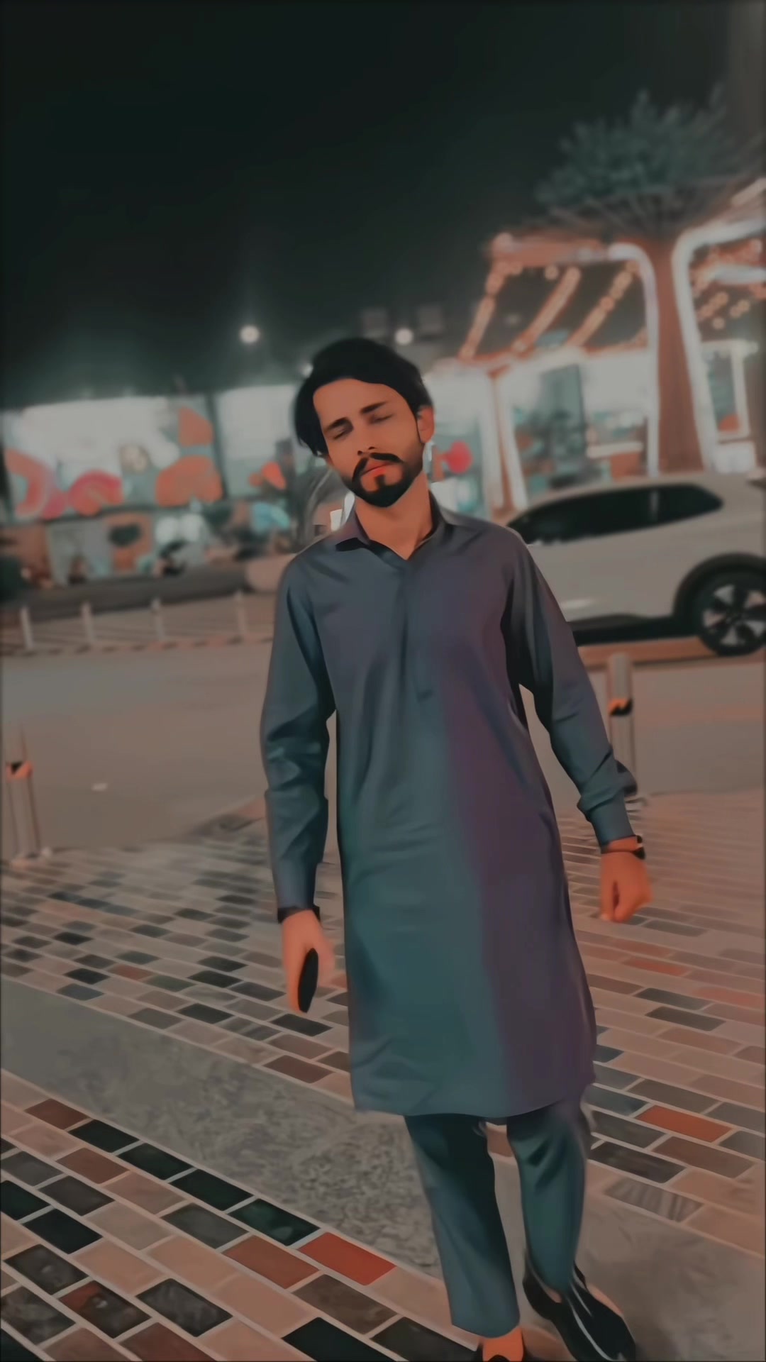 @اکبر🌙