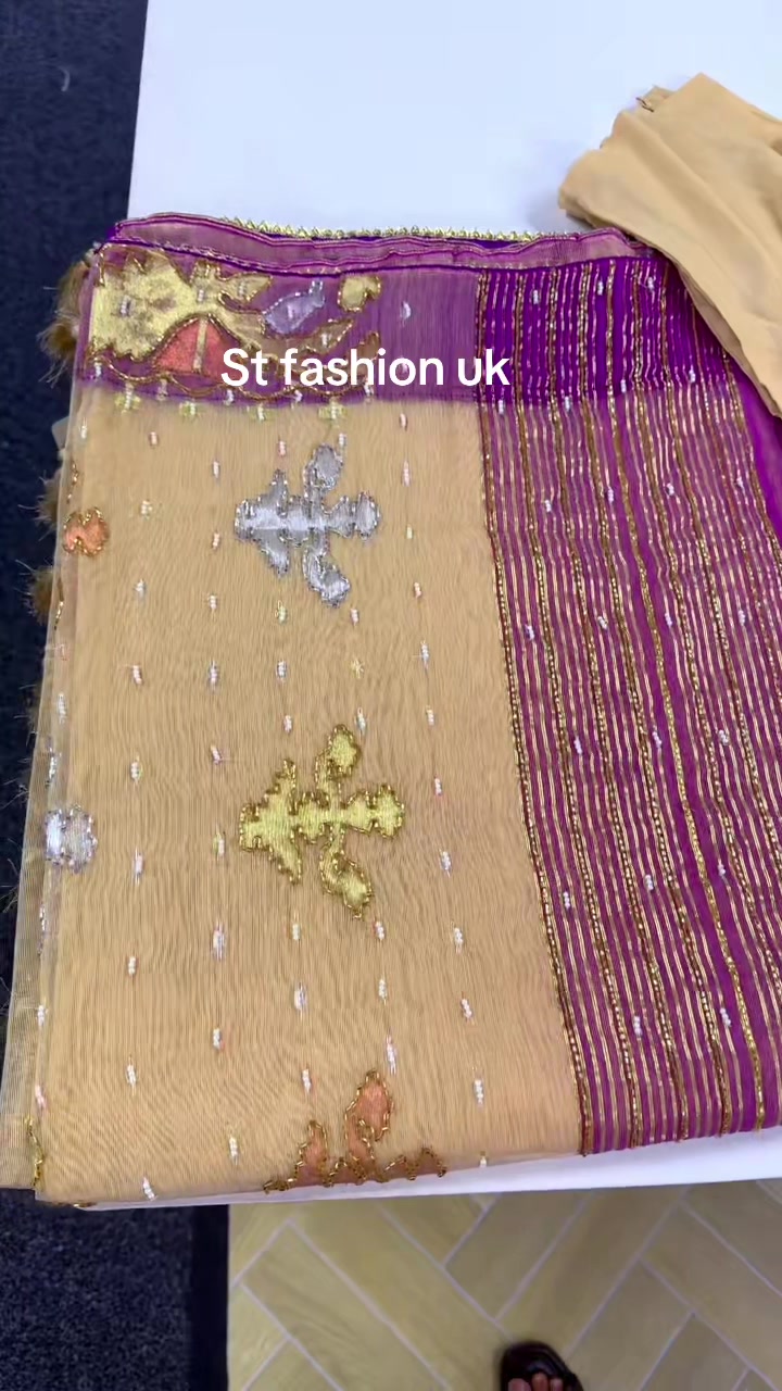 @St fashion uk