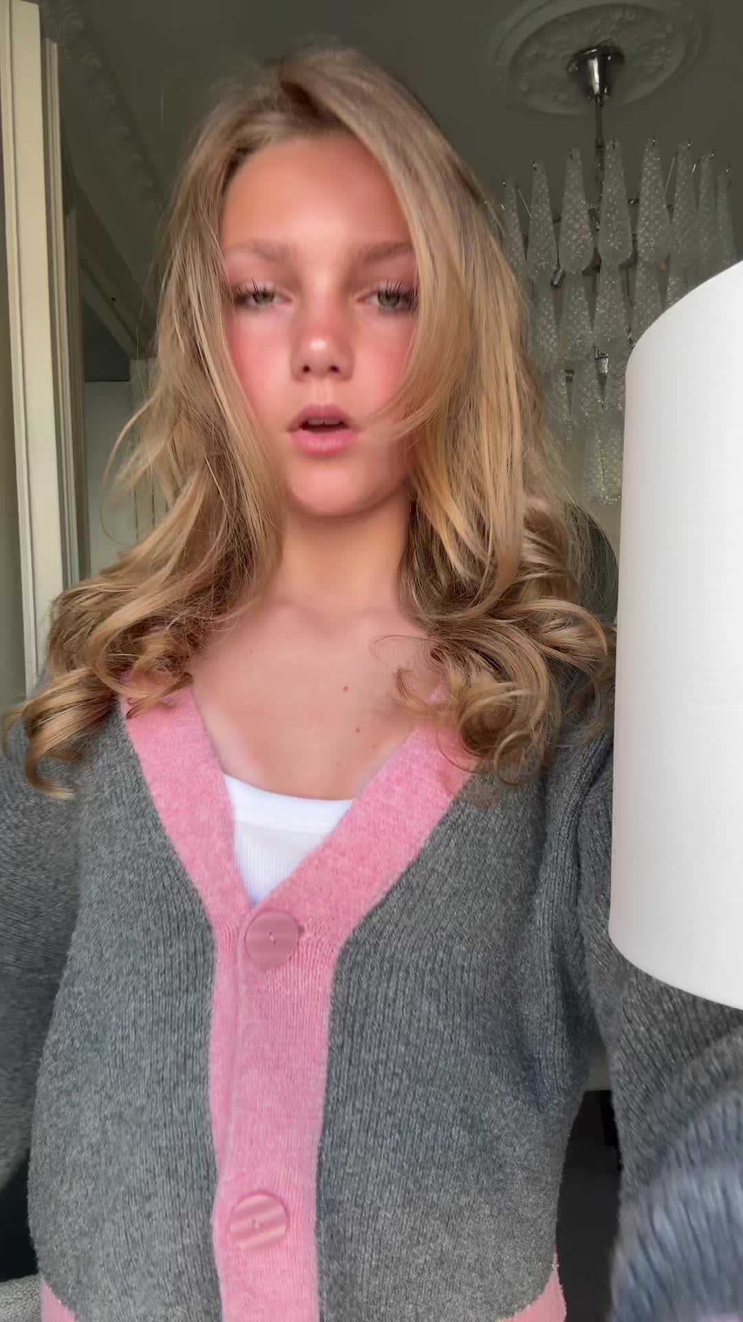 @Vis