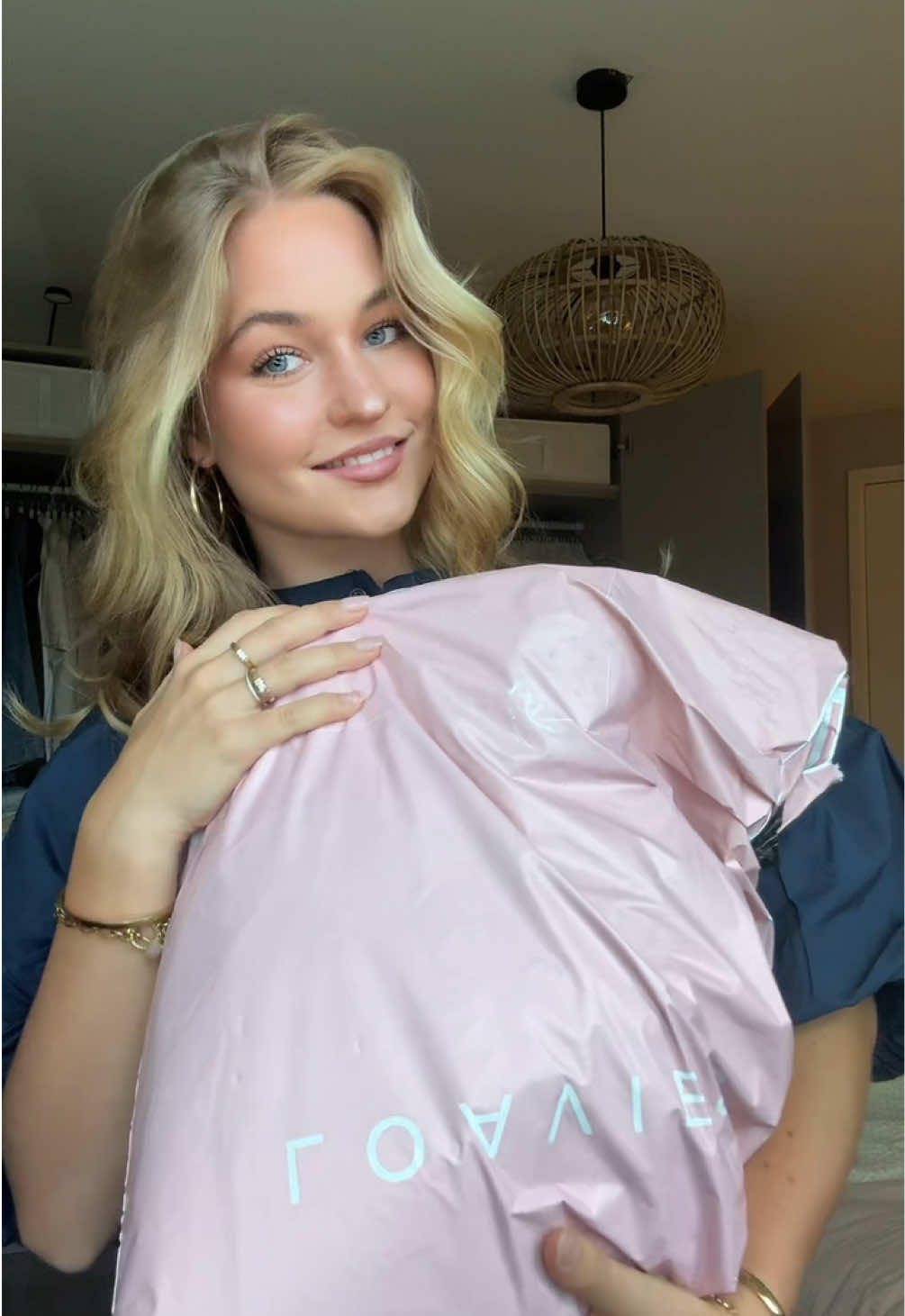 @IVY LANGENBERG