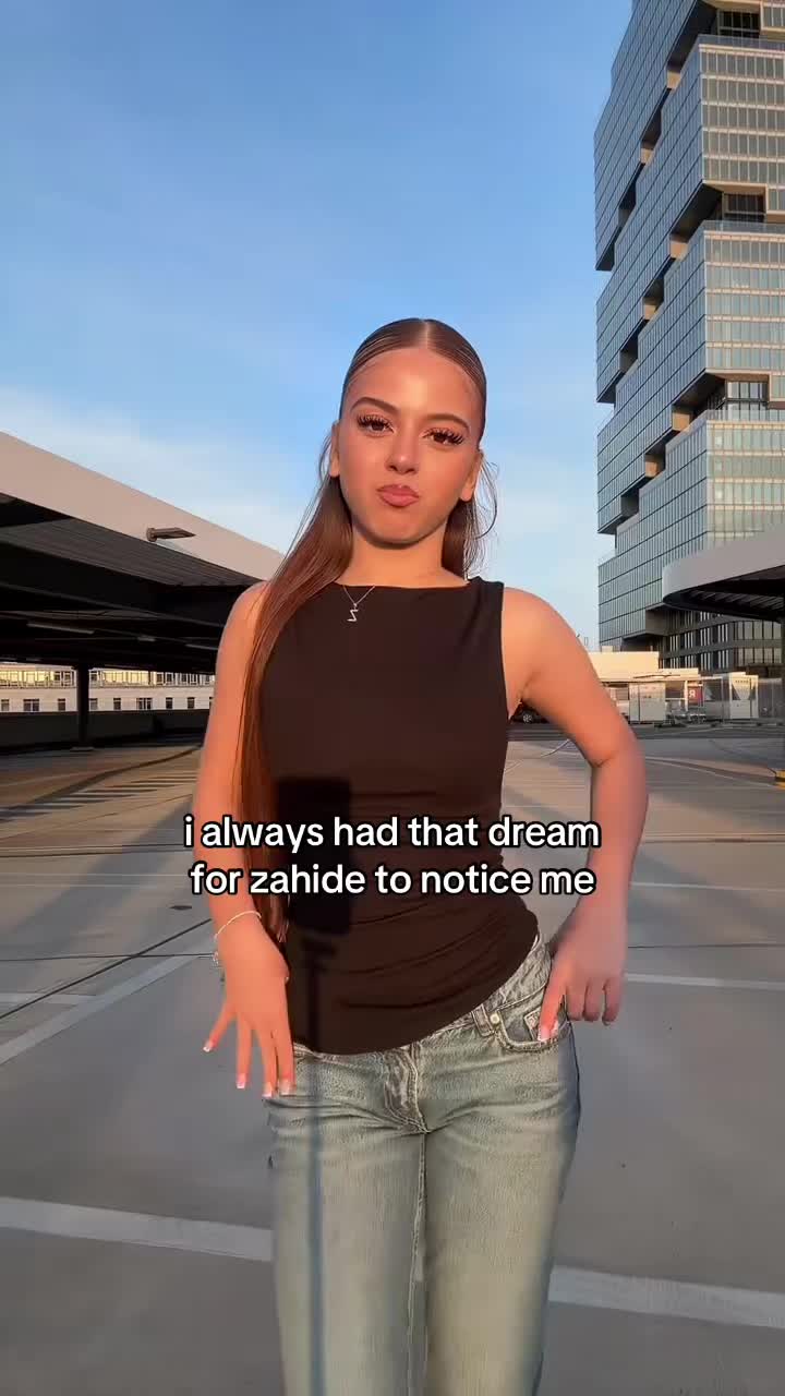 @Aisha ✧