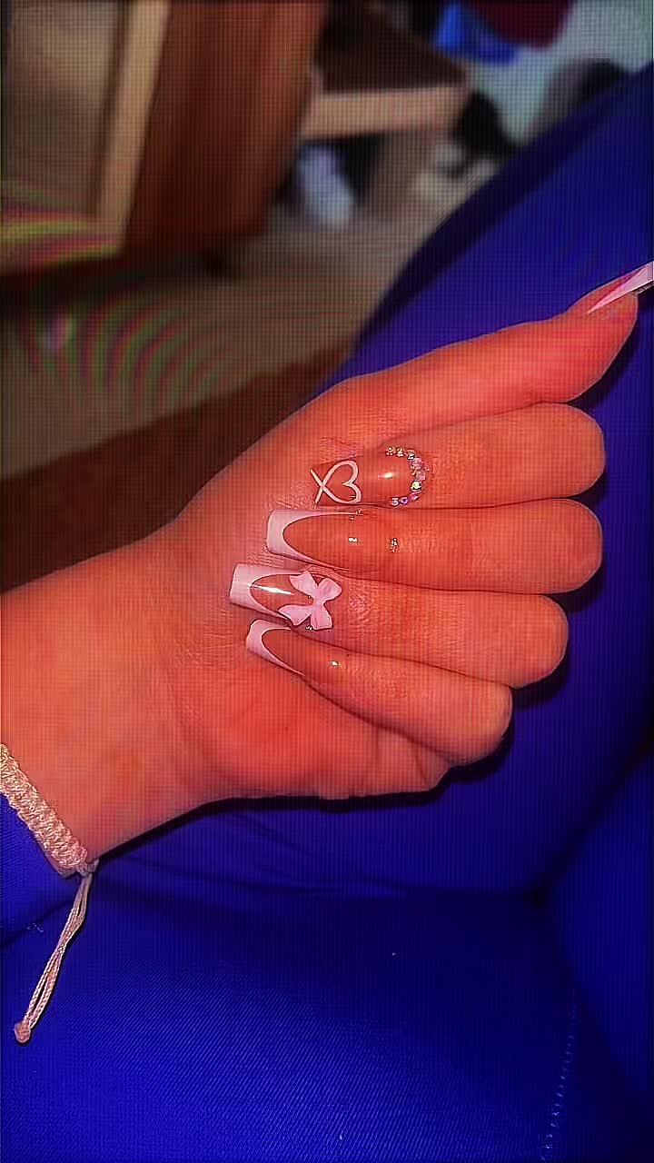 @Dzsenike🌸🌷